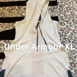 Under armour workout athletic tank with hood